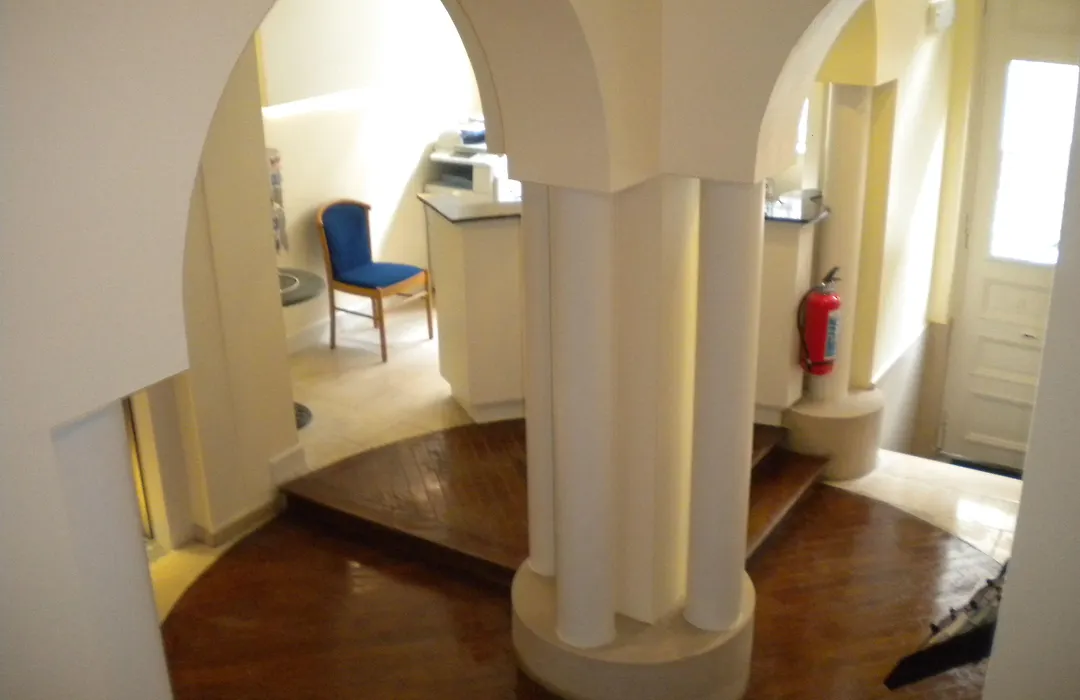 Hotel Queen Mary-1